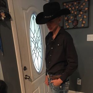 Meet your Posher, Hugo